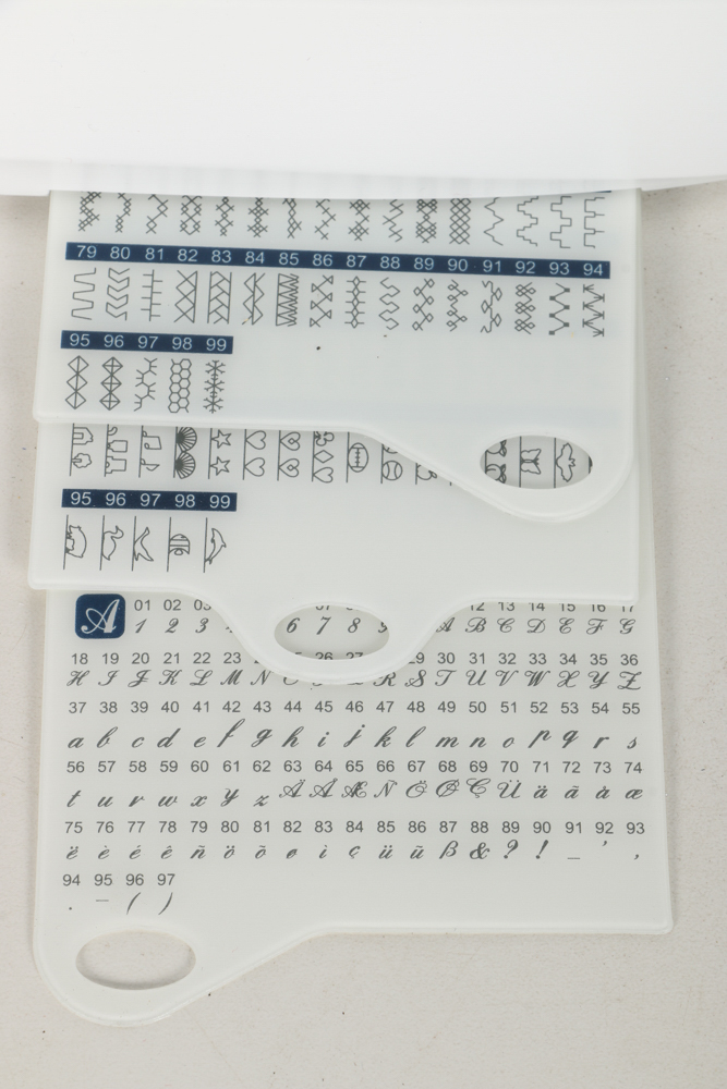 Singer Perfect Finish Sewing Machine