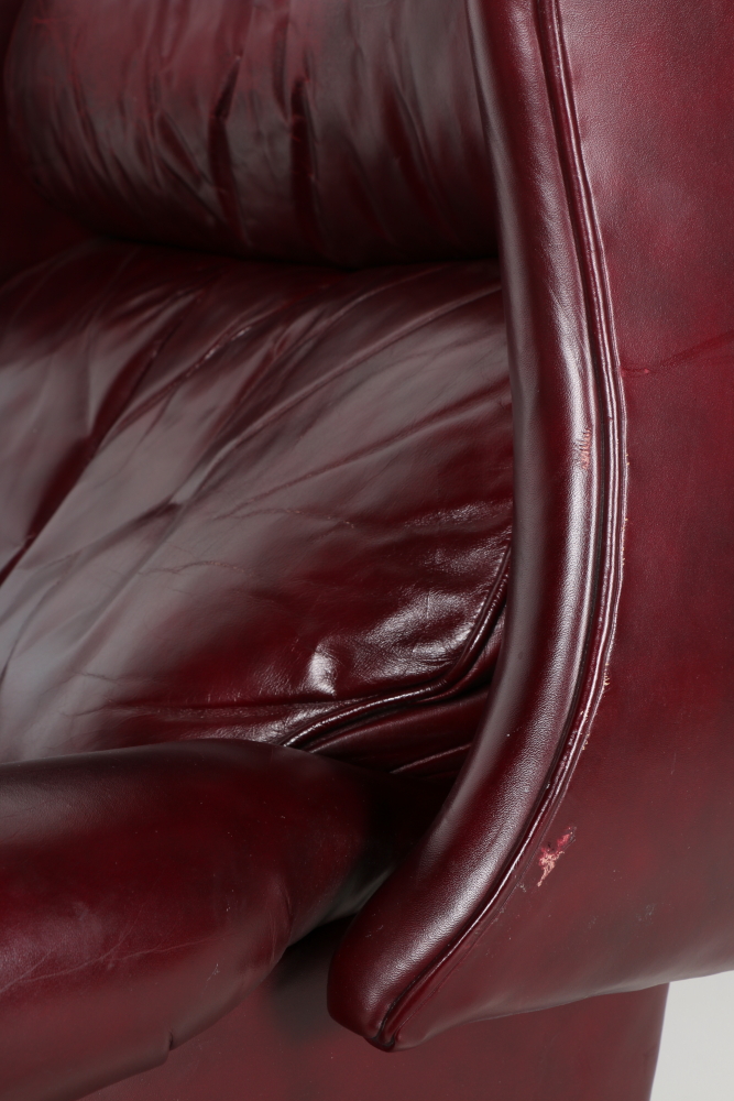 Bradington Young Leather Reclining Wing Chair