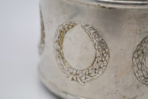 Vintage Silver Tone String Holder