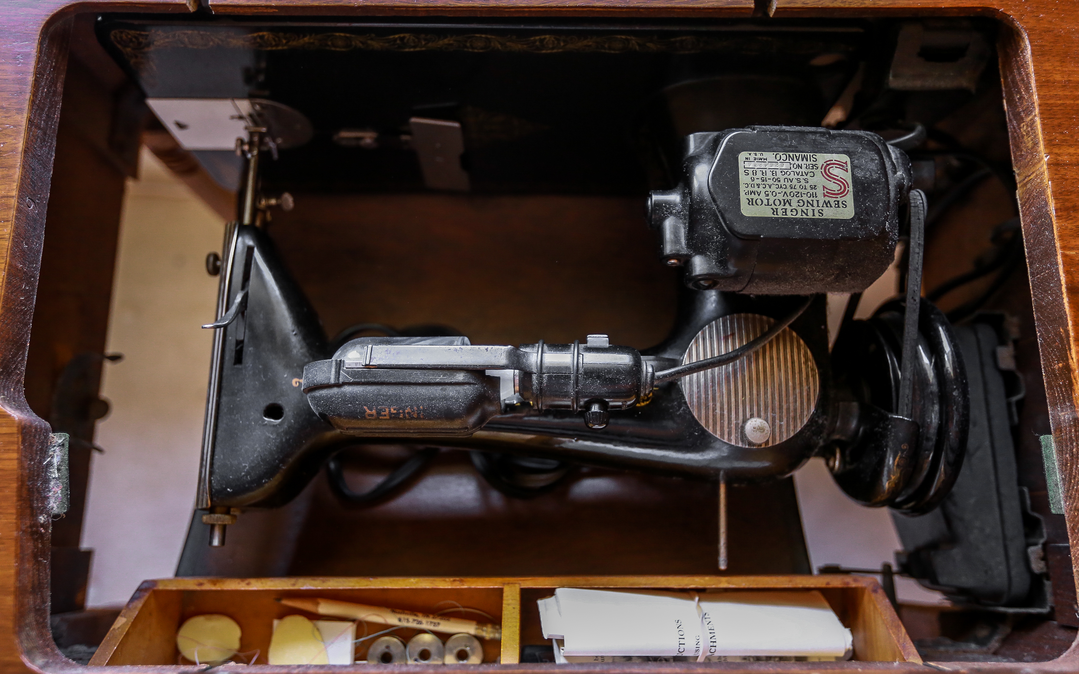 Circa 1940 Singer Sewing Machine Table