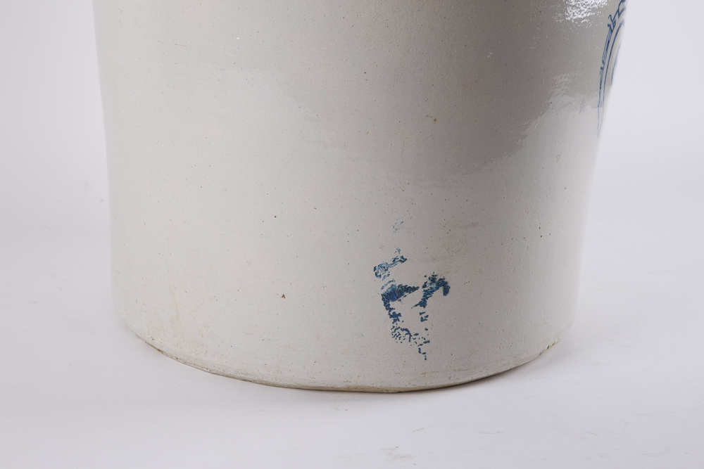 Macomb "6" Pottery Crock