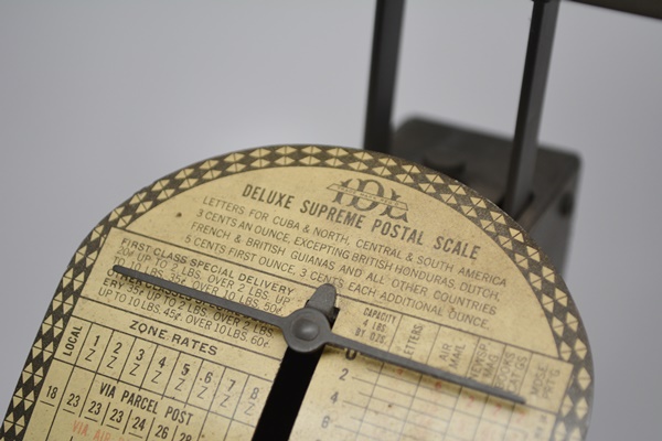 Vintage Deluxe Supreme Postage Scale