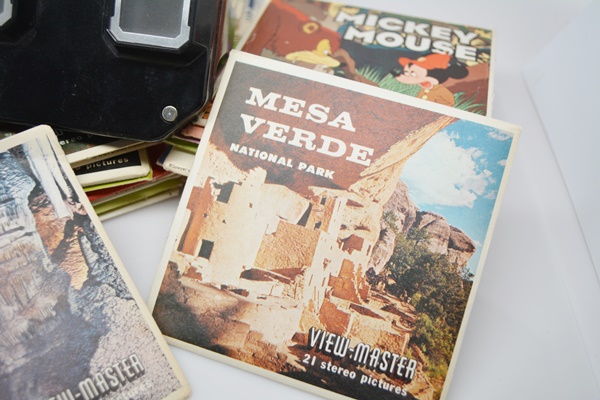 Vintage Sawyer's View Master and Box of View Master Picture Reels