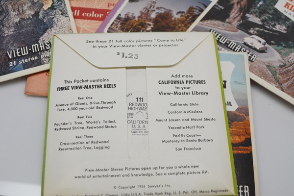 Vintage Sawyer's View Master and Box of View Master Picture Reels