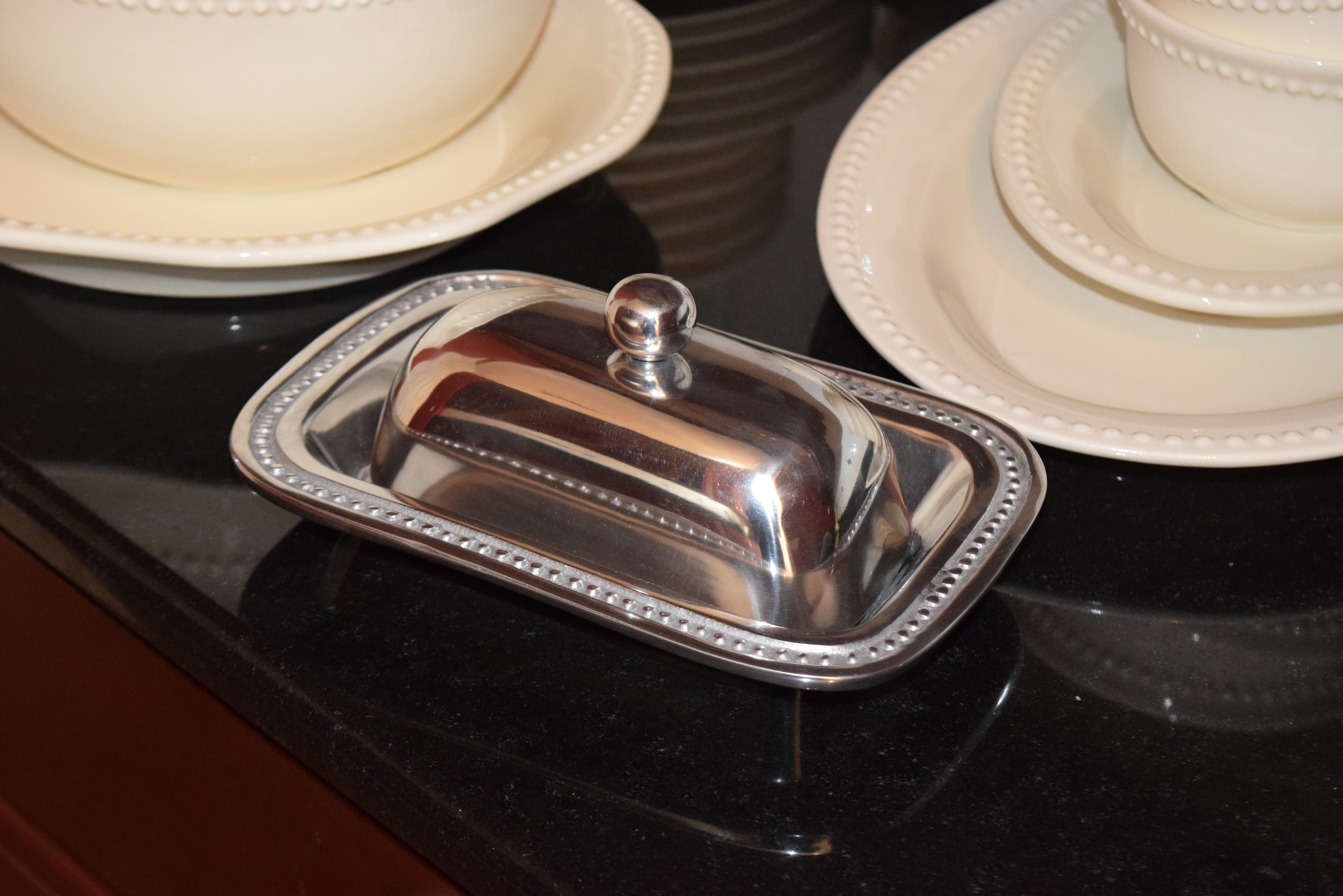 Pottery Barn "Emma" Dinnerware in Ivory