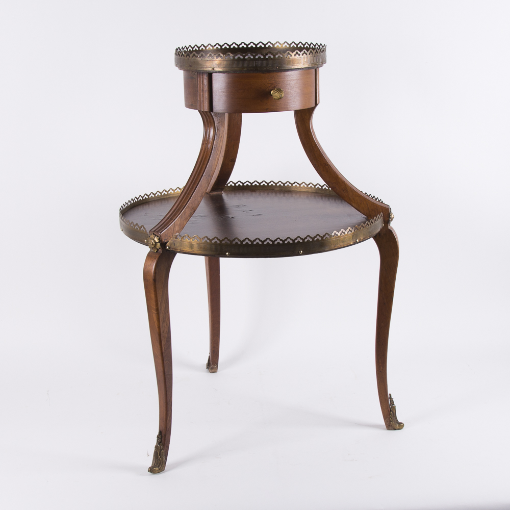 Vintage Two Tier Pie Crust Table