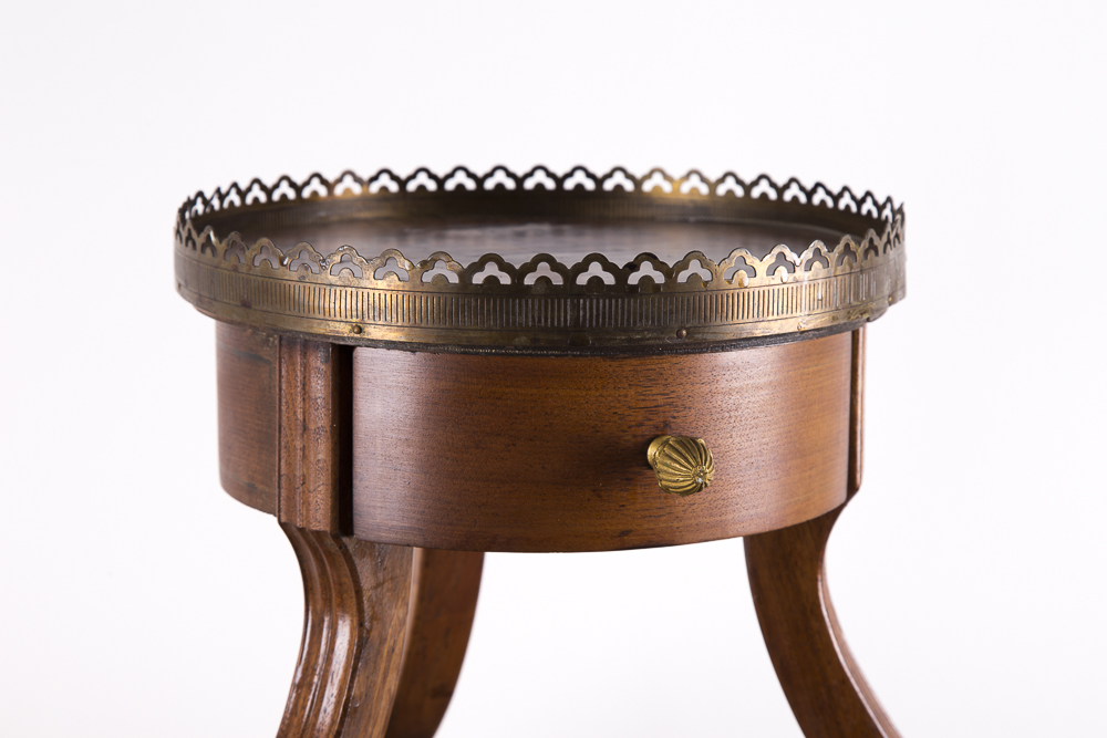 Vintage Two Tier Pie Crust Table