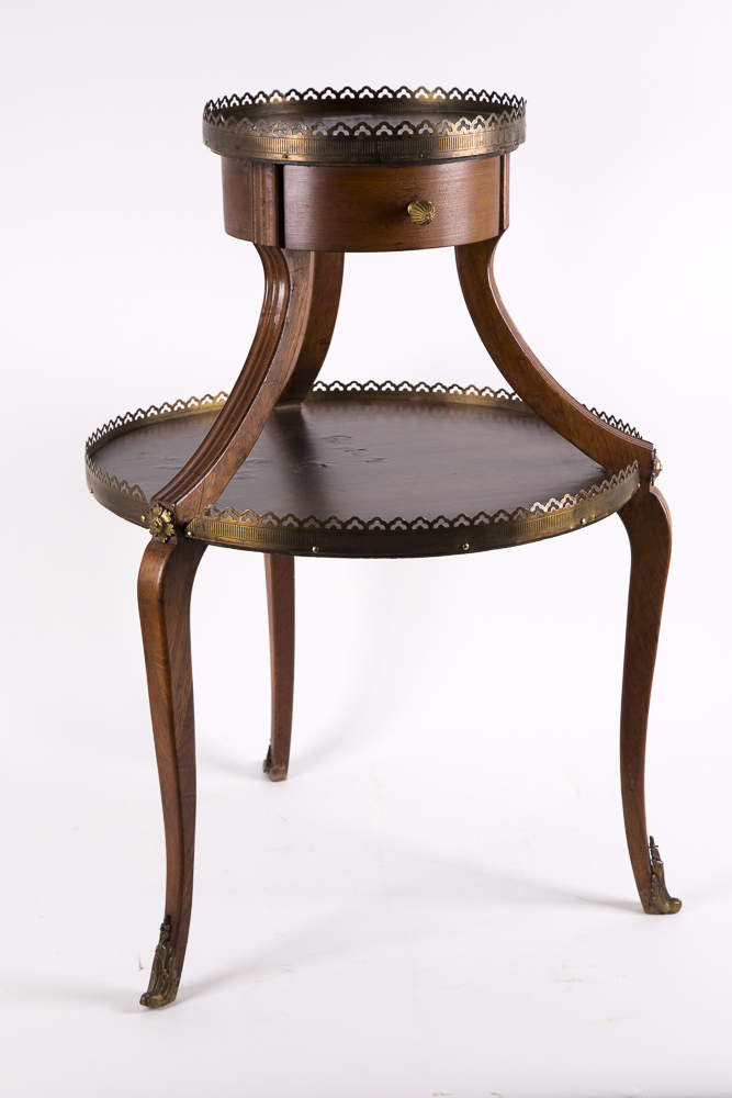 Vintage Two Tier Pie Crust Table