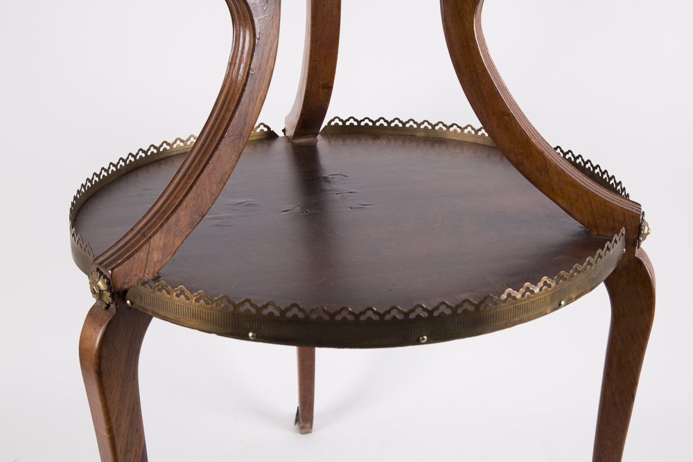 Vintage Two Tier Pie Crust Table