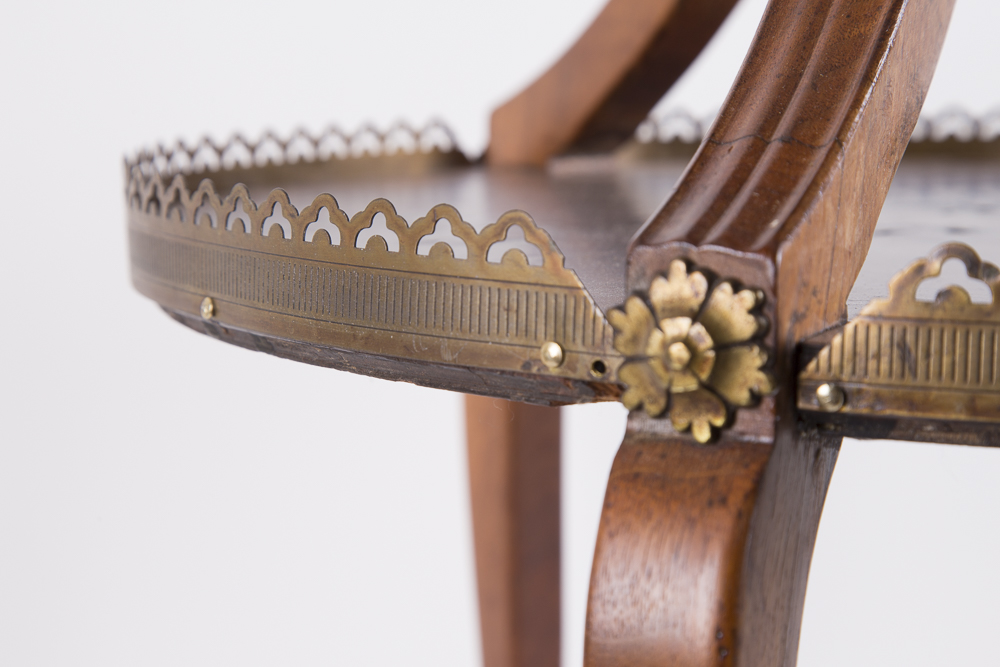 Vintage Two Tier Pie Crust Table