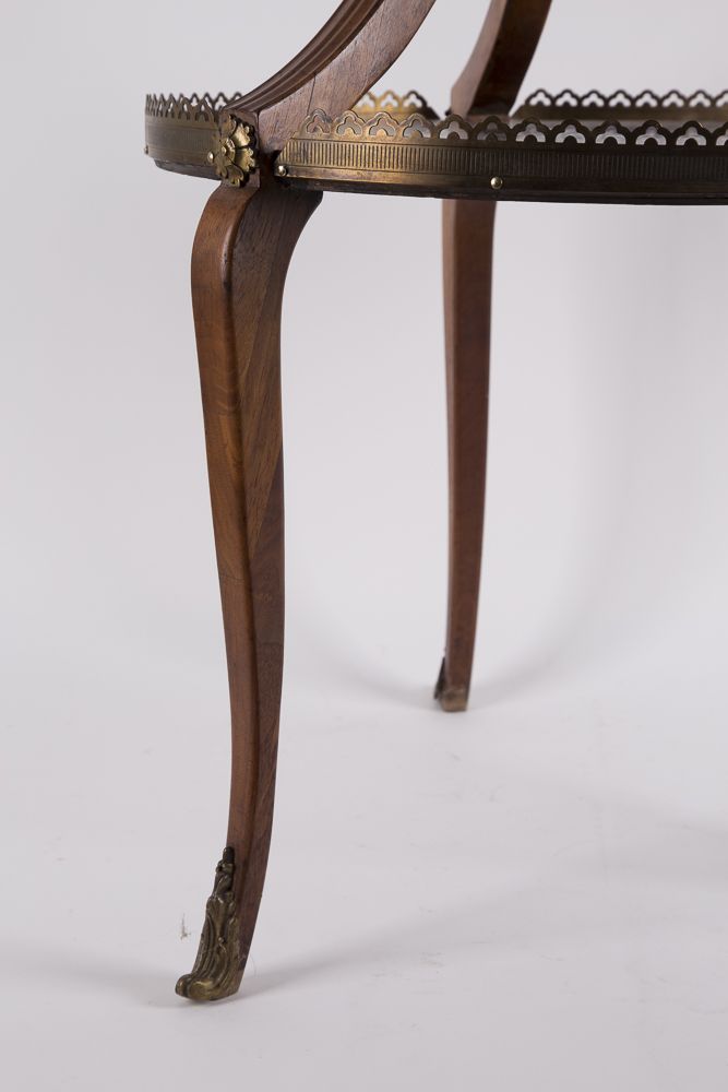 Vintage Two Tier Pie Crust Table