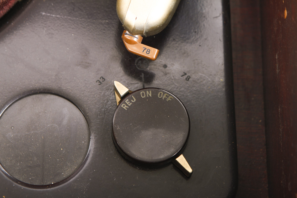 Vintage RCA Victor Radio and Record Player