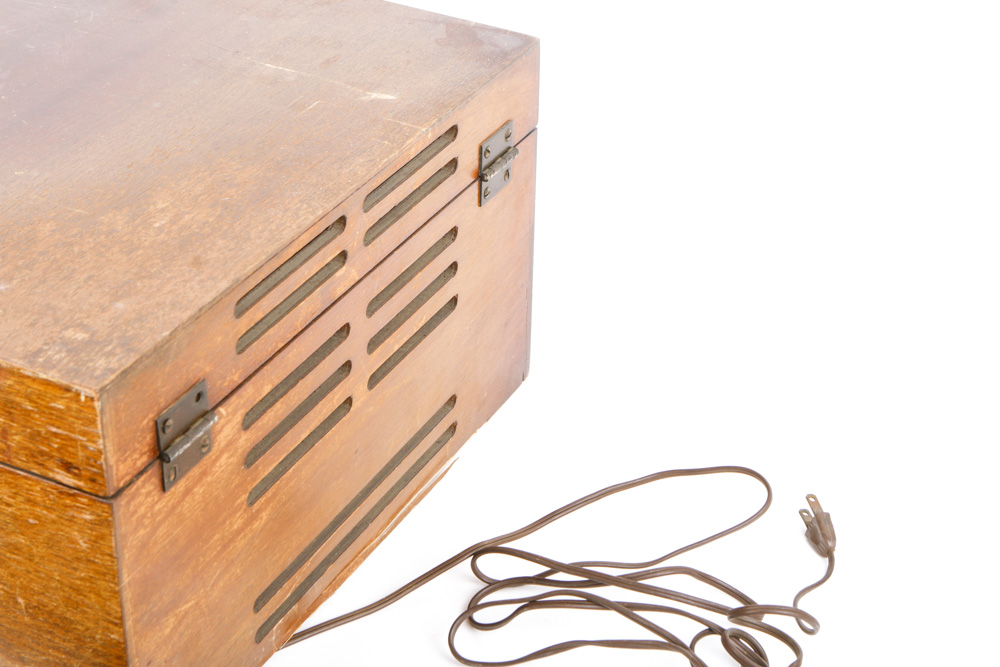 Vintage RCA Victor Radio and Record Player