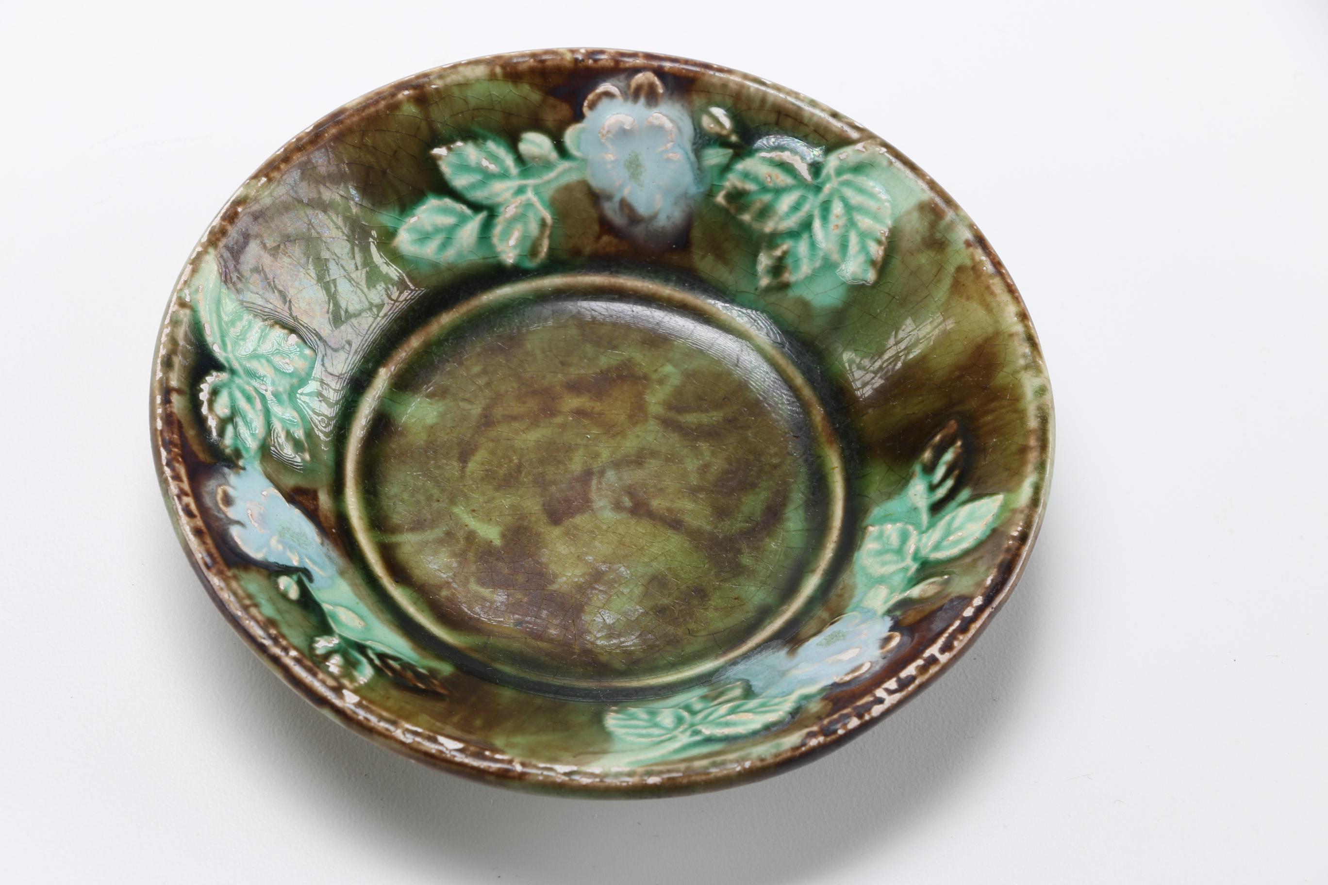 English Majolica Tableware