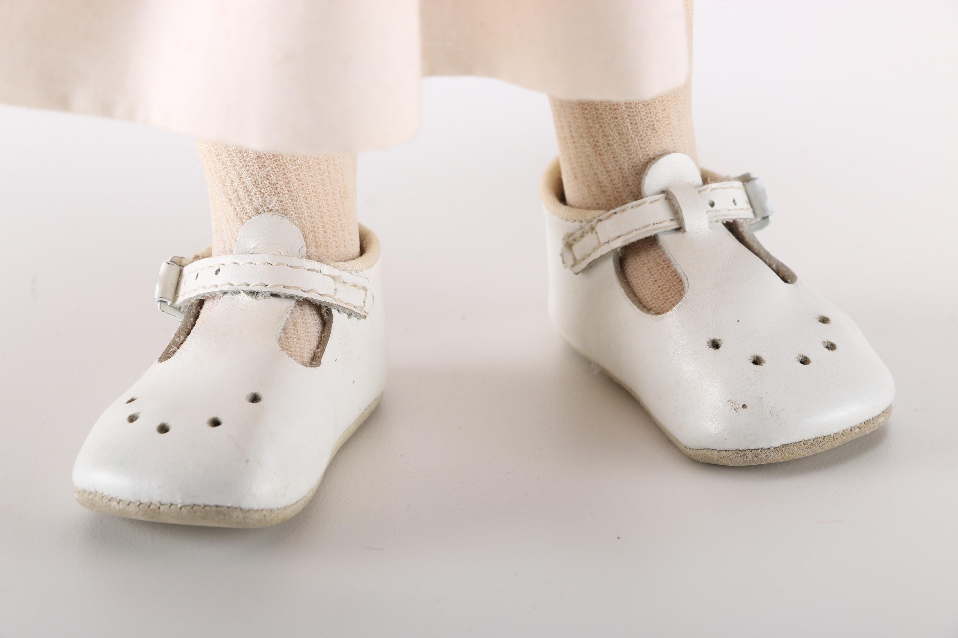 Julia Good-Krüger Vinyl "Love Me" Doll