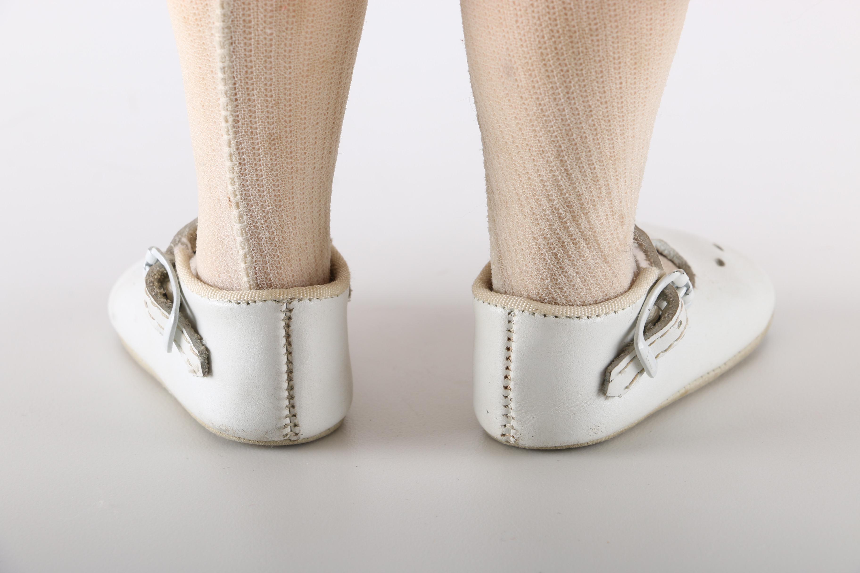 Julia Good-Krüger Vinyl "Love Me" Doll