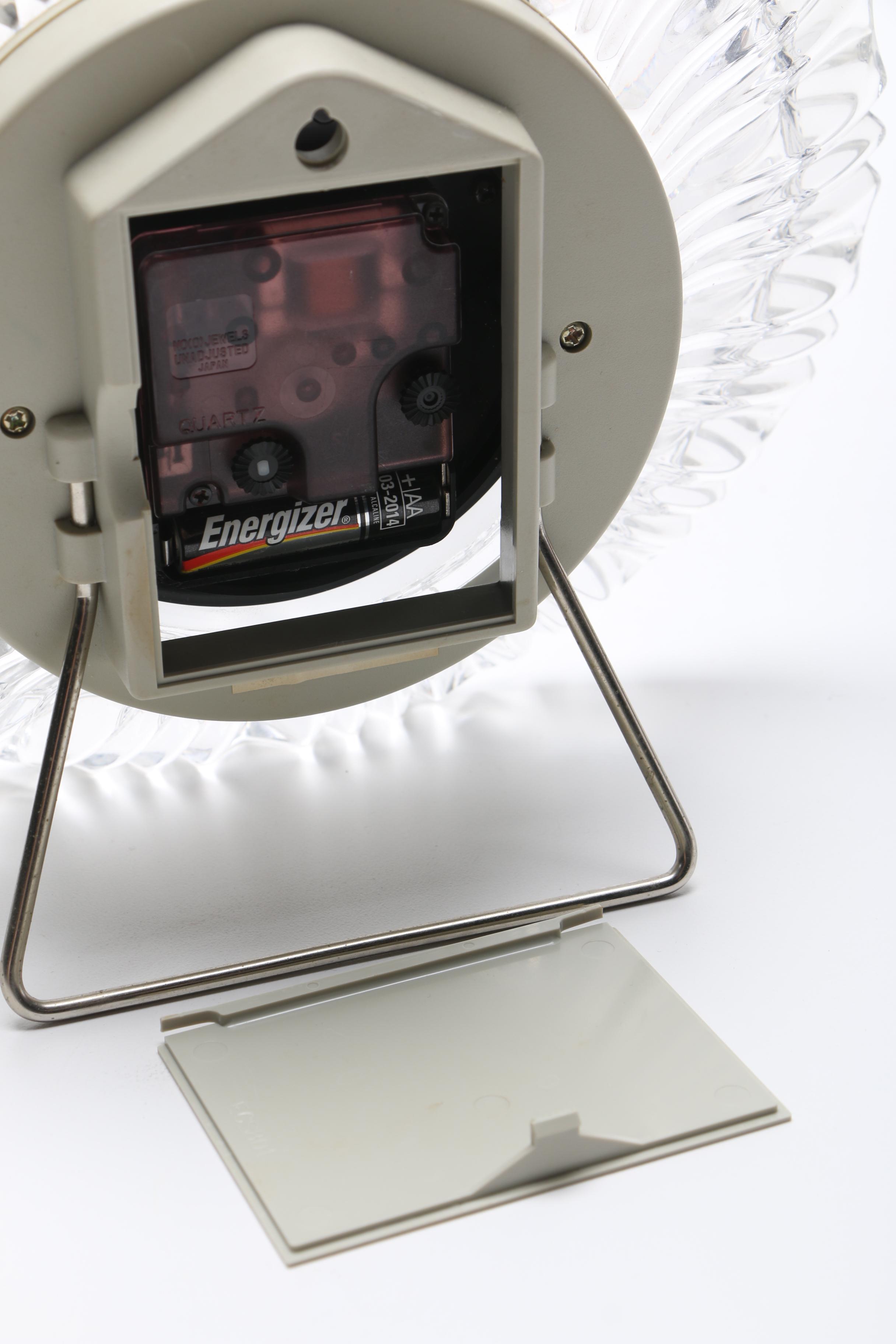 Hoya Crystal International Clock