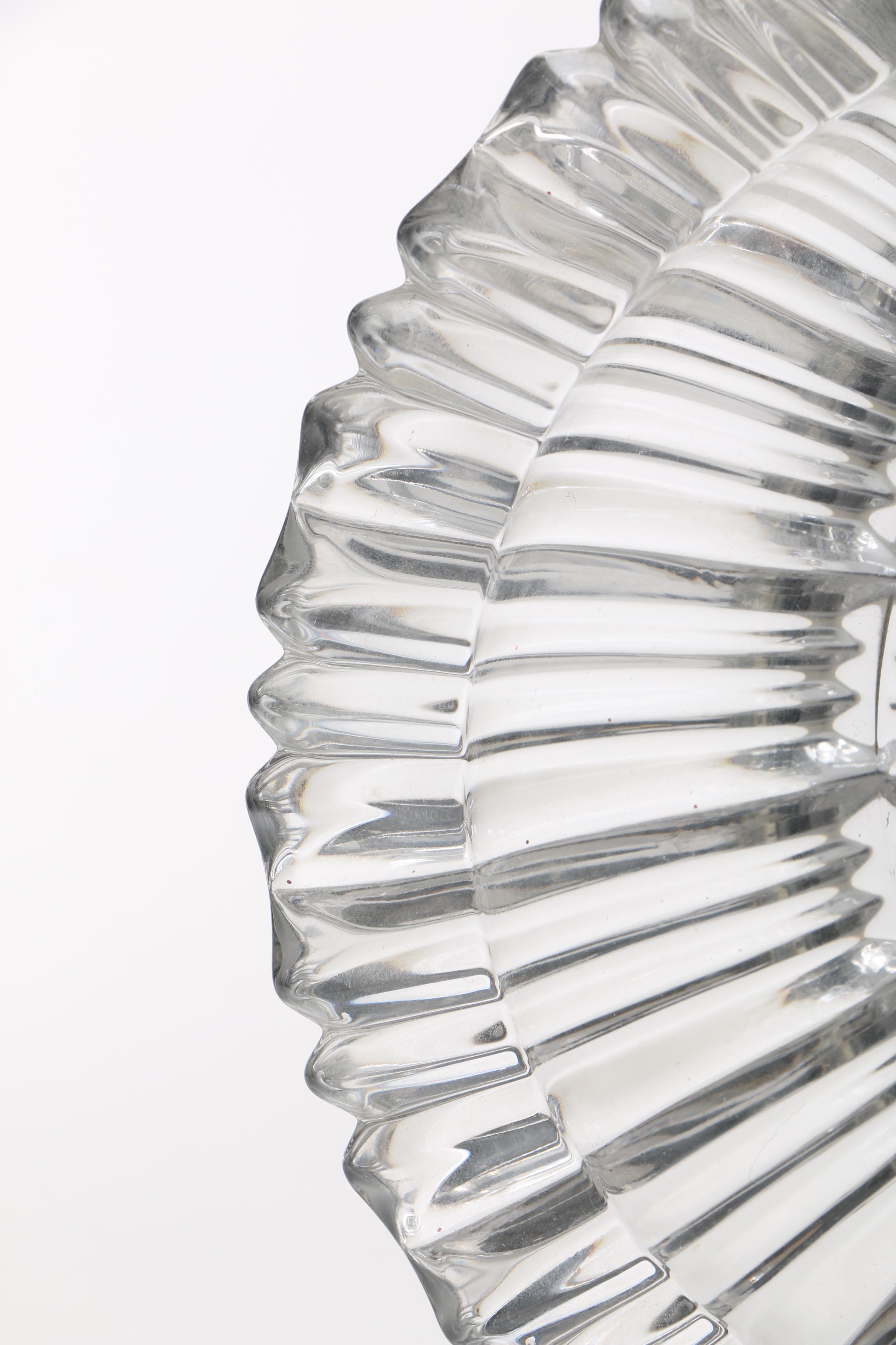 Hoya Crystal International Clock