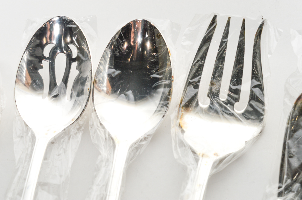 Reed & Barton "Highlands" Silver Plate Flatware Set