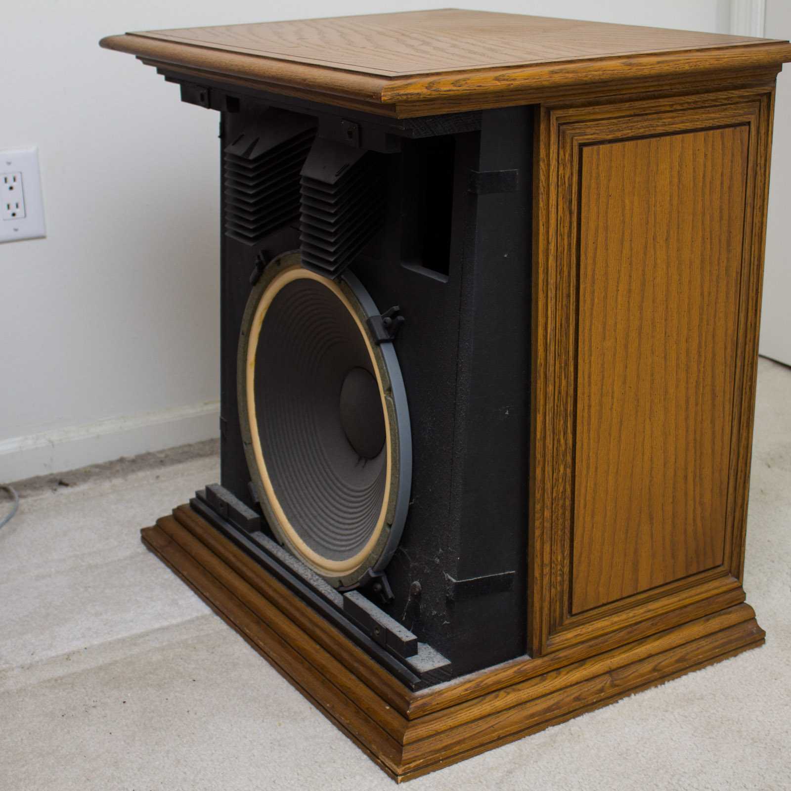 Vintage JBL C61 Sovereign II Cabinet Speakers