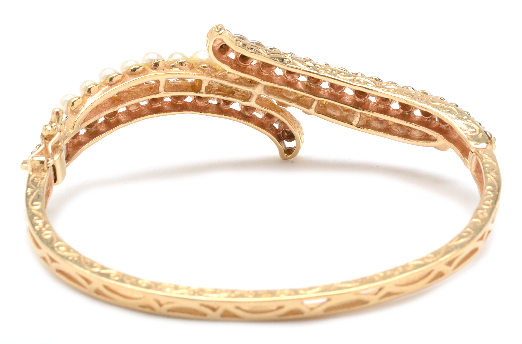14K Yellow Gold Diamond Cultured Pearl Bangle Bracelet