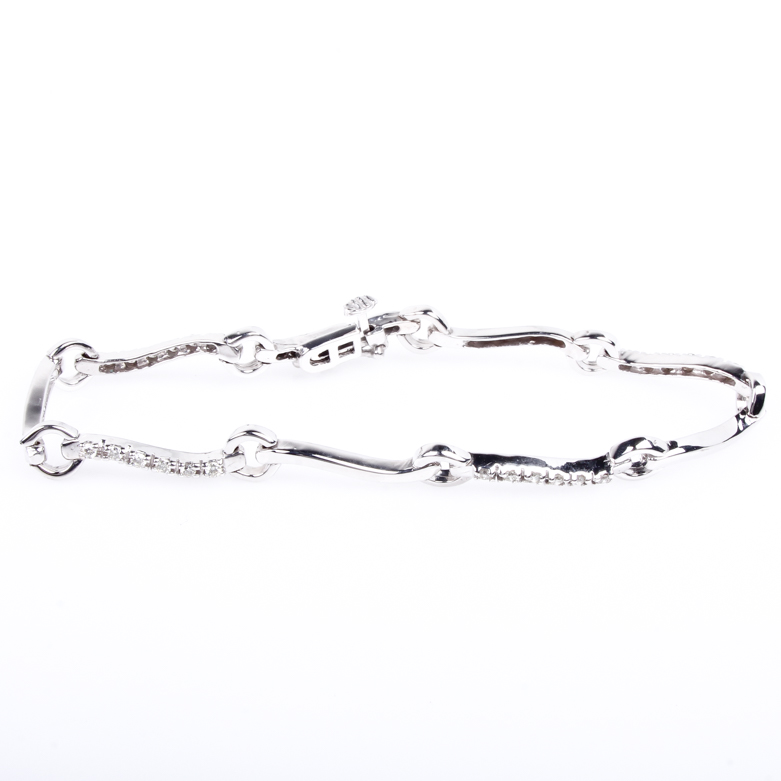 14K White Gold and Diamond Link Bracelet
