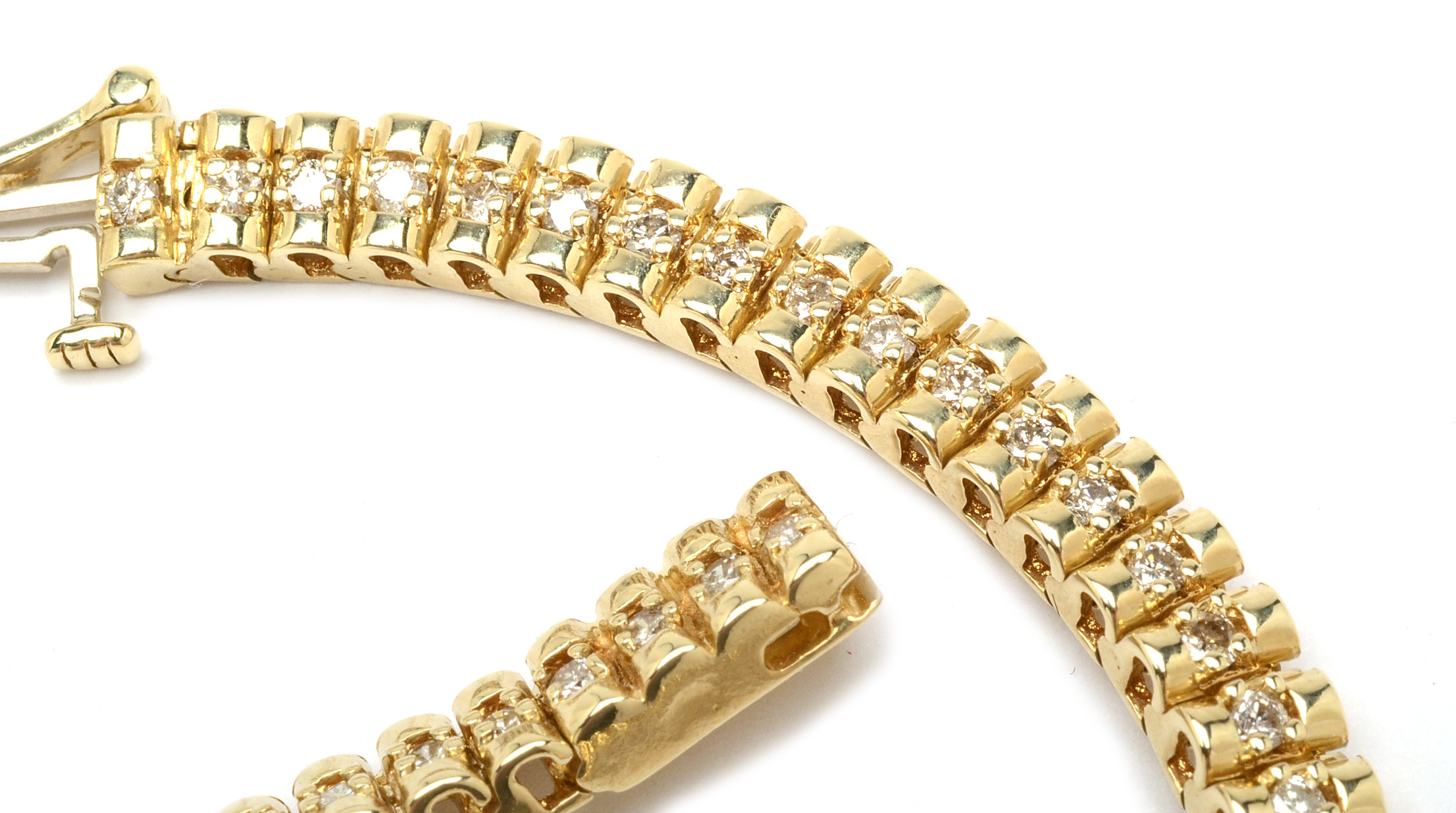 14K Yellow Gold Diamond Linked Bracelet