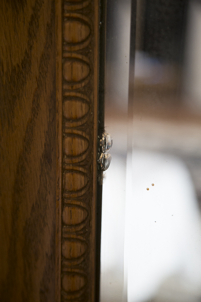 Federal Style Oak Framed Pier Mirror With Bench