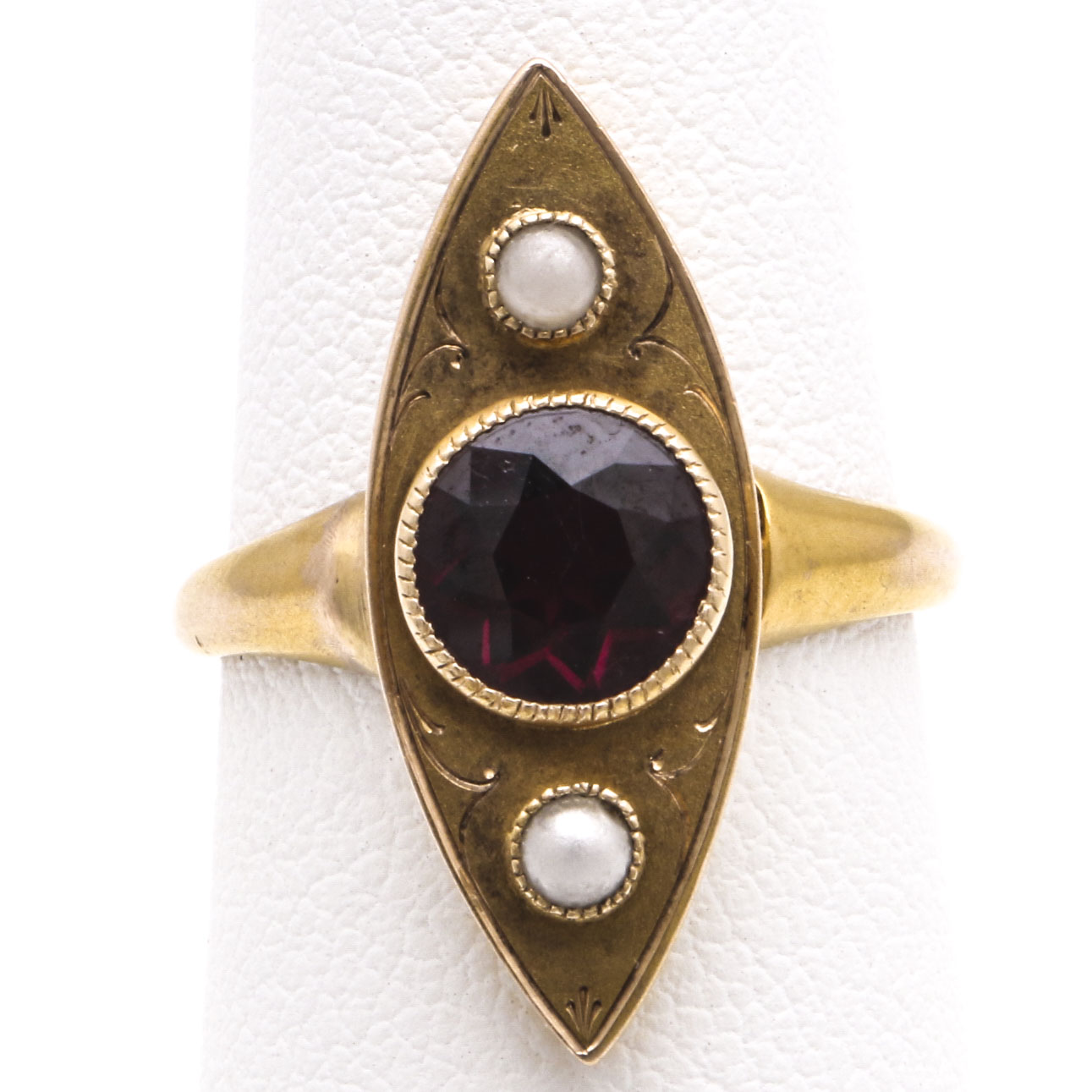 18K Yellow Gold Garnet and Pearl Ring