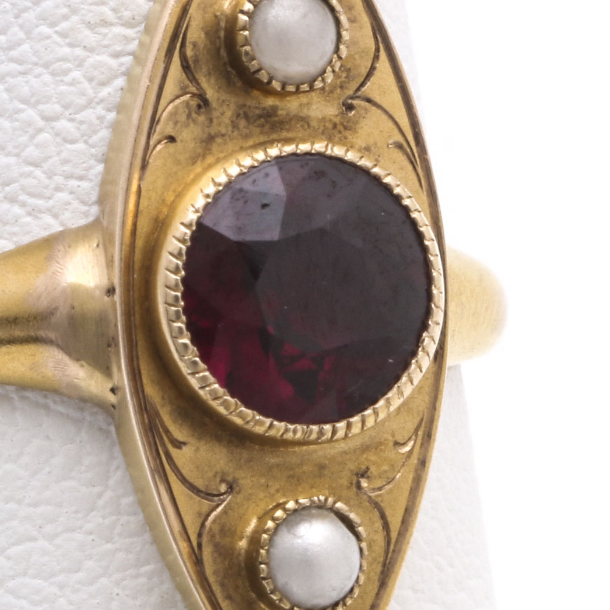 18K Yellow Gold Garnet and Pearl Ring