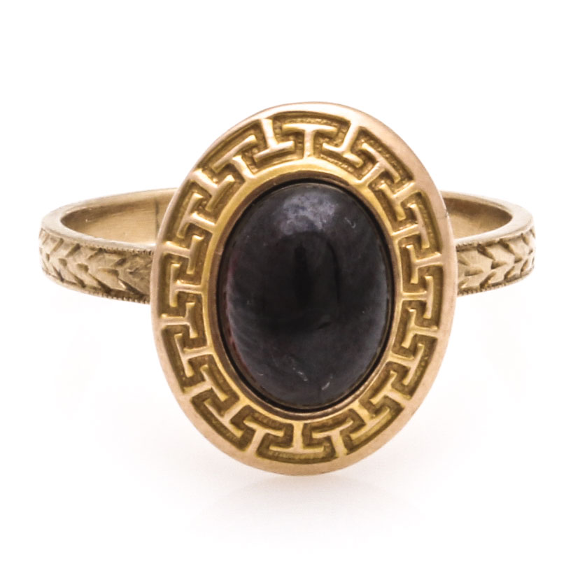 10K Yellow Gold Garnet Ring