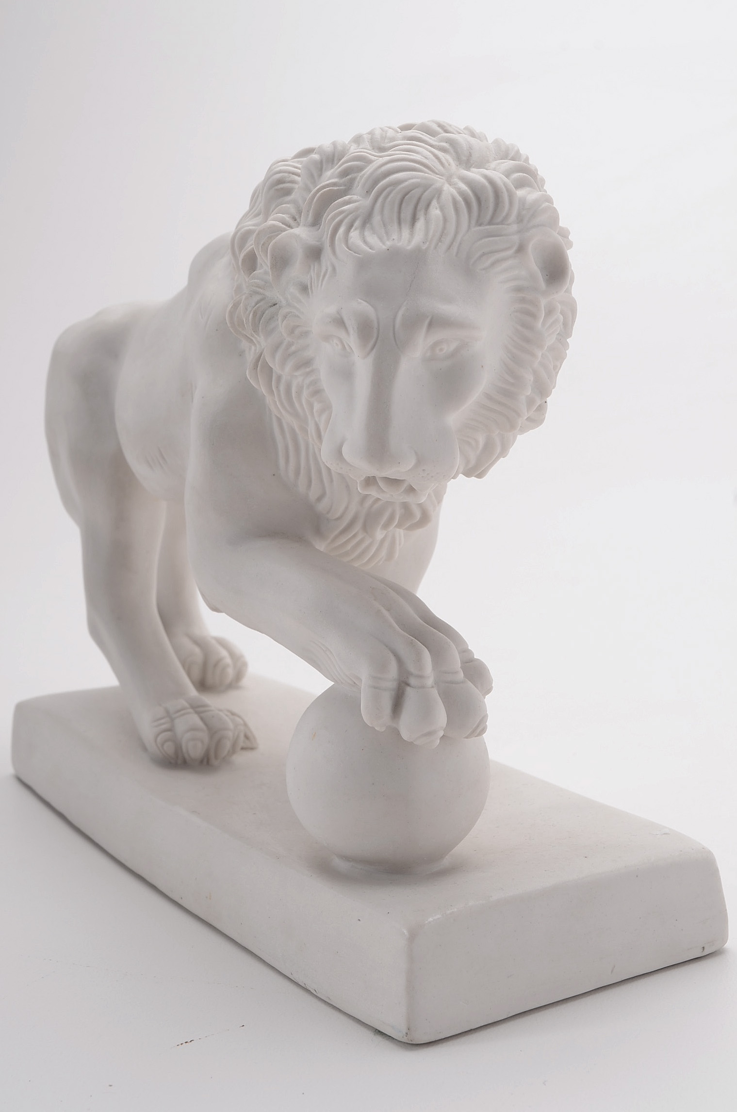 Lion Sculpture