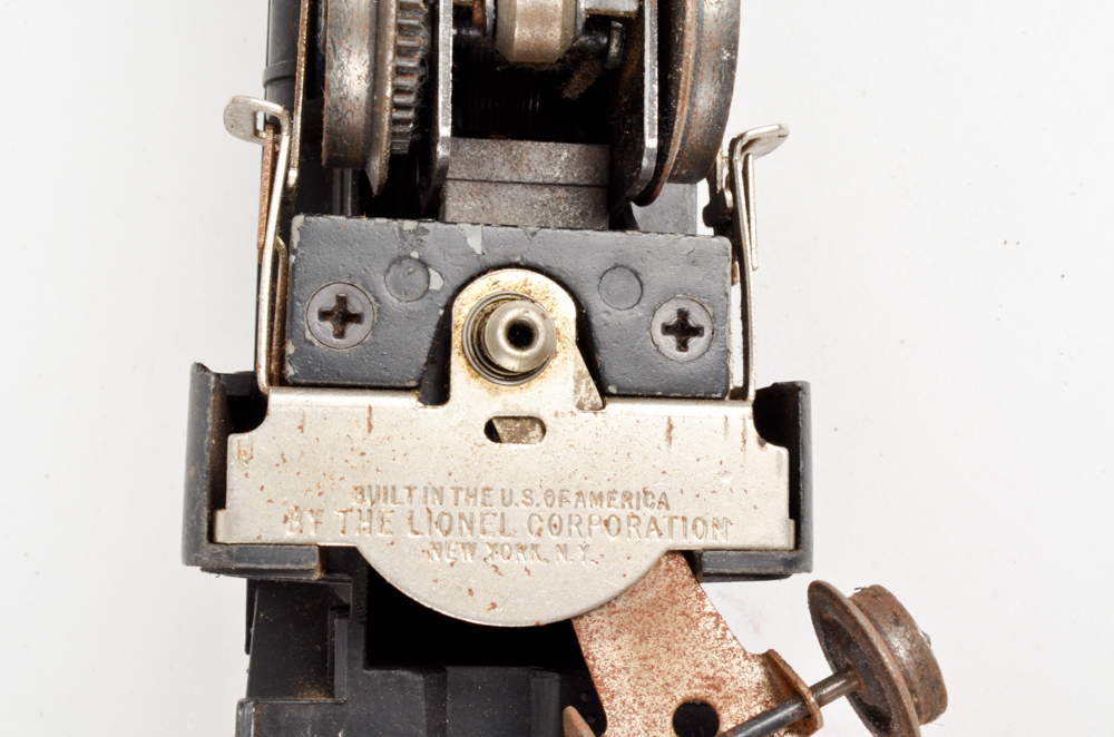 Vintage Lionel HO Scale Train, Cars and Accessories