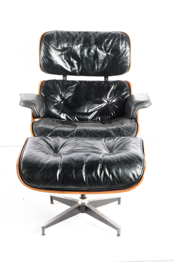 Vintage 1960s Herman Miller Eames Lounge Chair and Ottoman