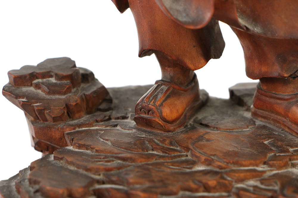 Fine Chinese Rosewood Carving of a Scholar-Official