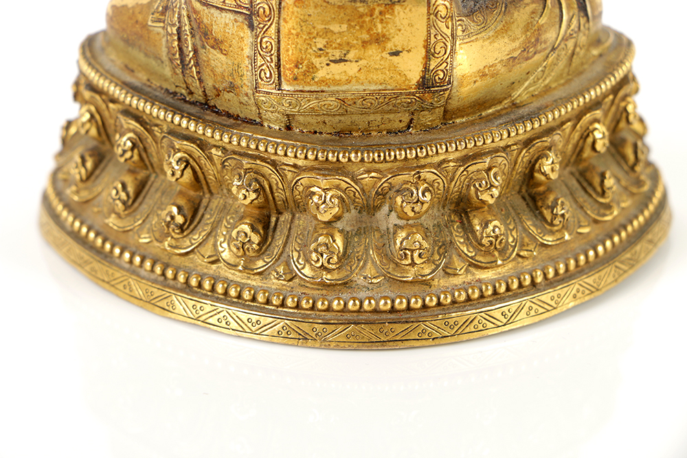 Finely Cast Sino-Tibetan Gautama Buddha Gilt Bronze