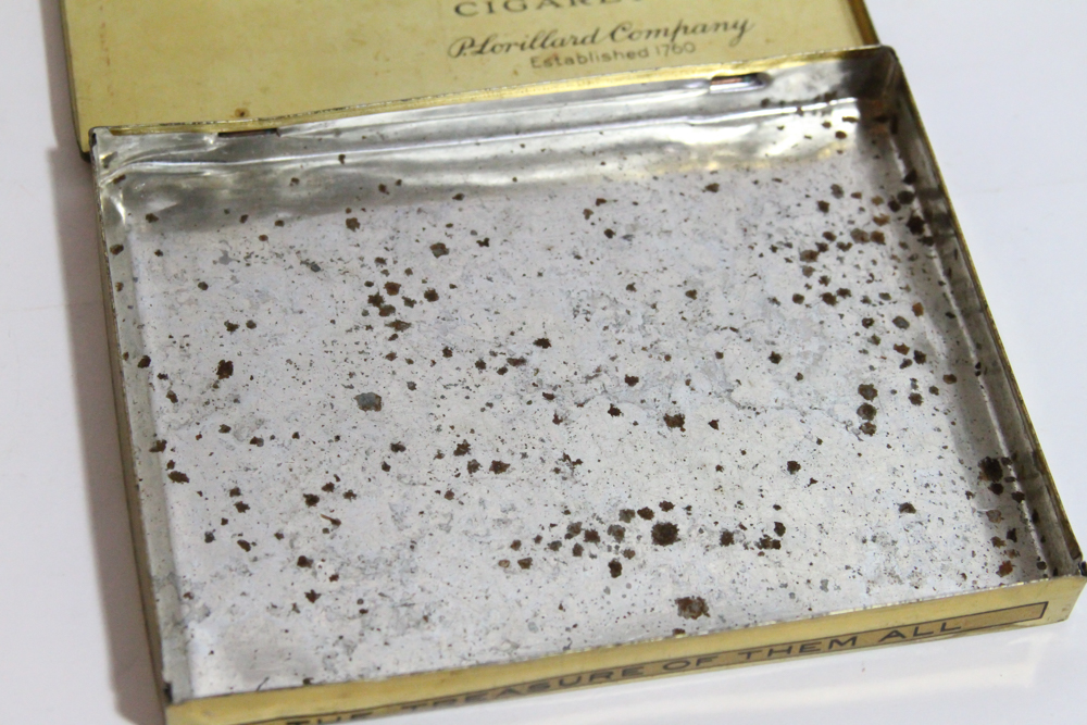 Vintage "Old Gold" Cigarette Tin