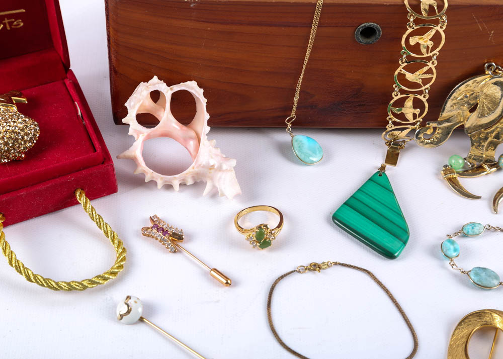 Vintage Lane Jewelry Chest of Gold Tone Costume Jewelry