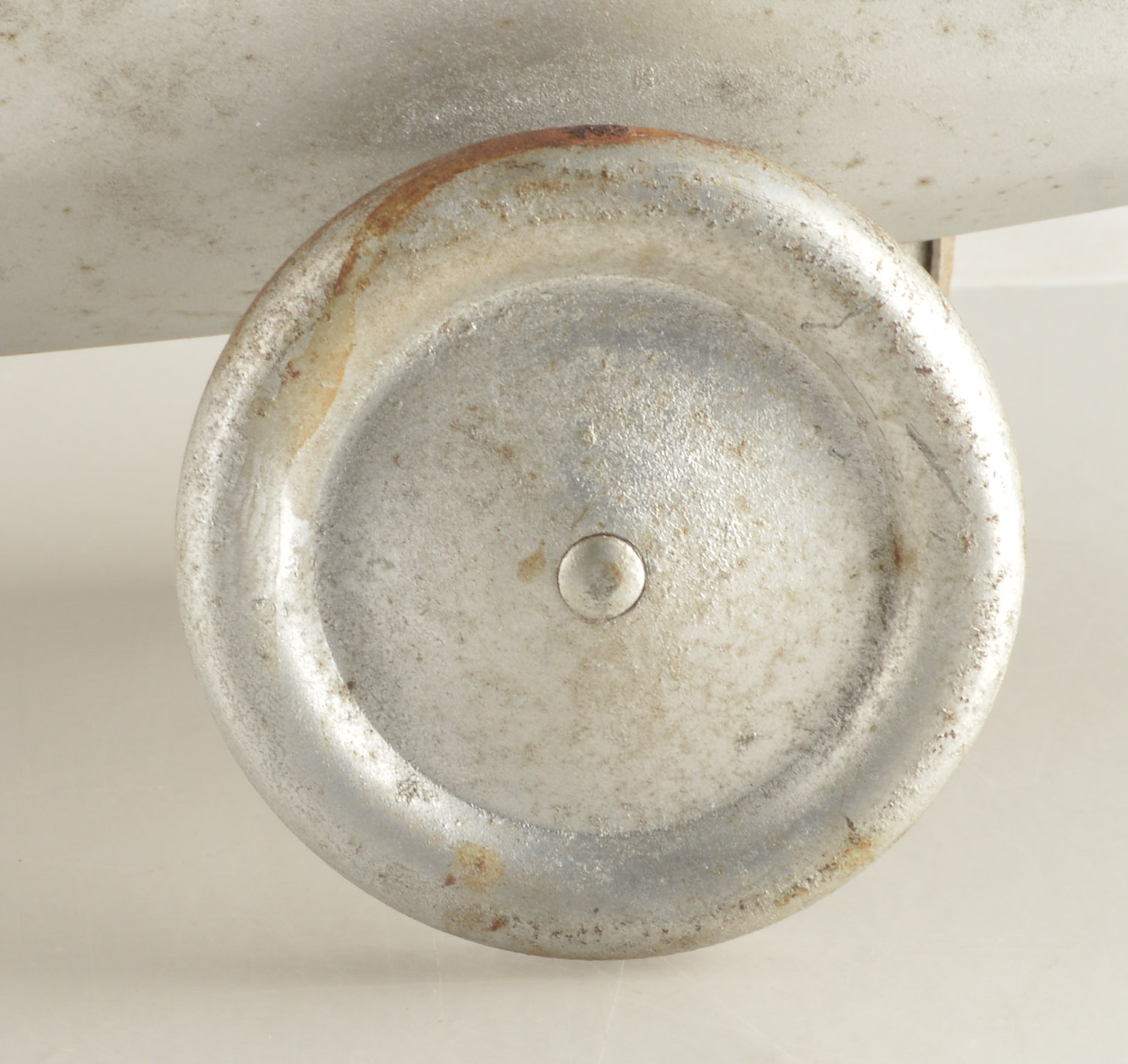 STEELCRAFT Graf Zepplin Pull Toy