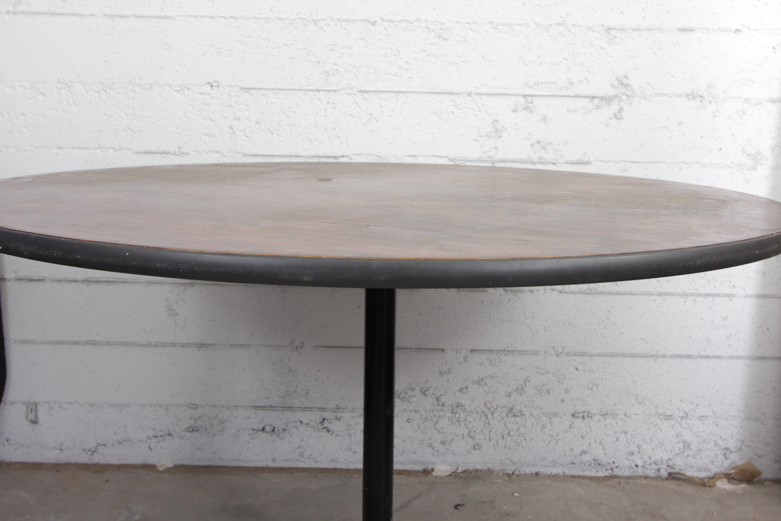 Eames Style Round Table
