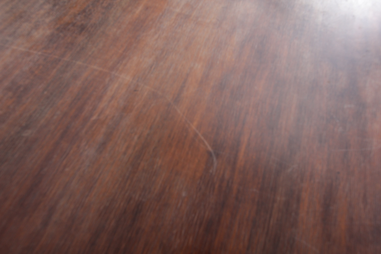 Eames Style Round Table