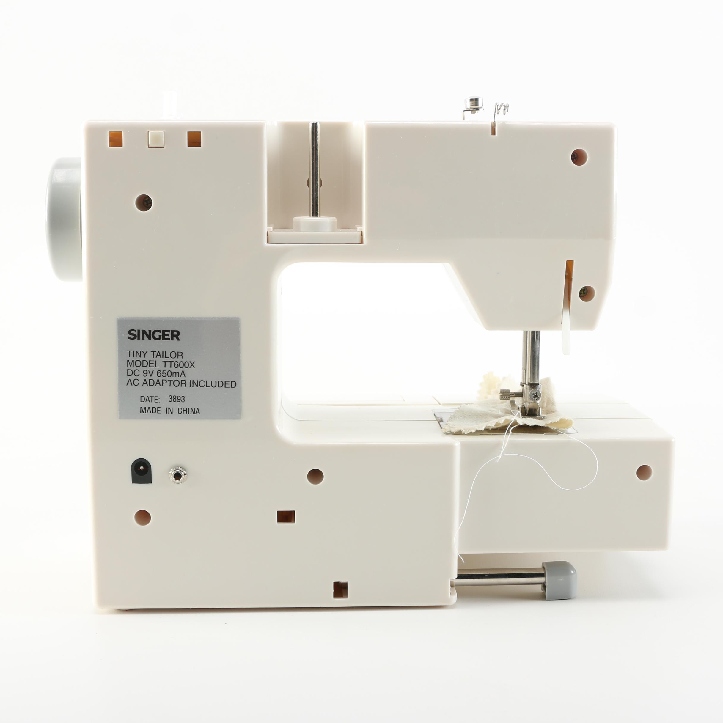 Singer Tiny Tailor Mending Machine