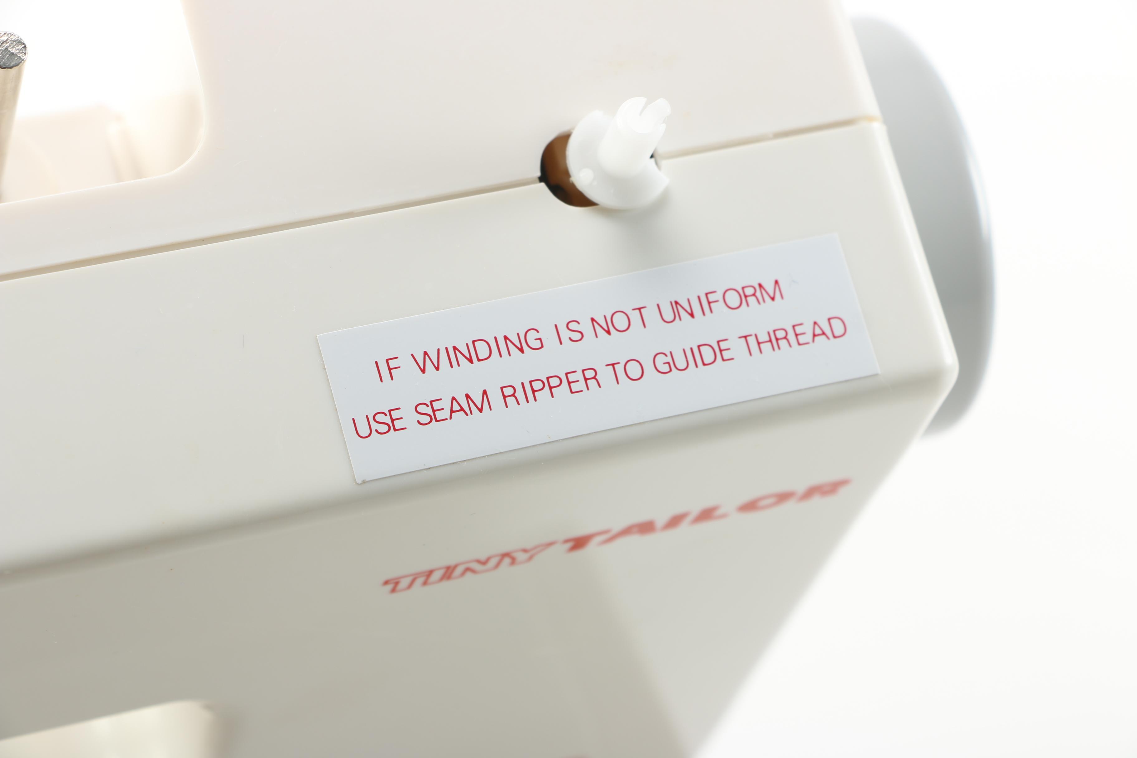 Singer Tiny Tailor Mending Machine