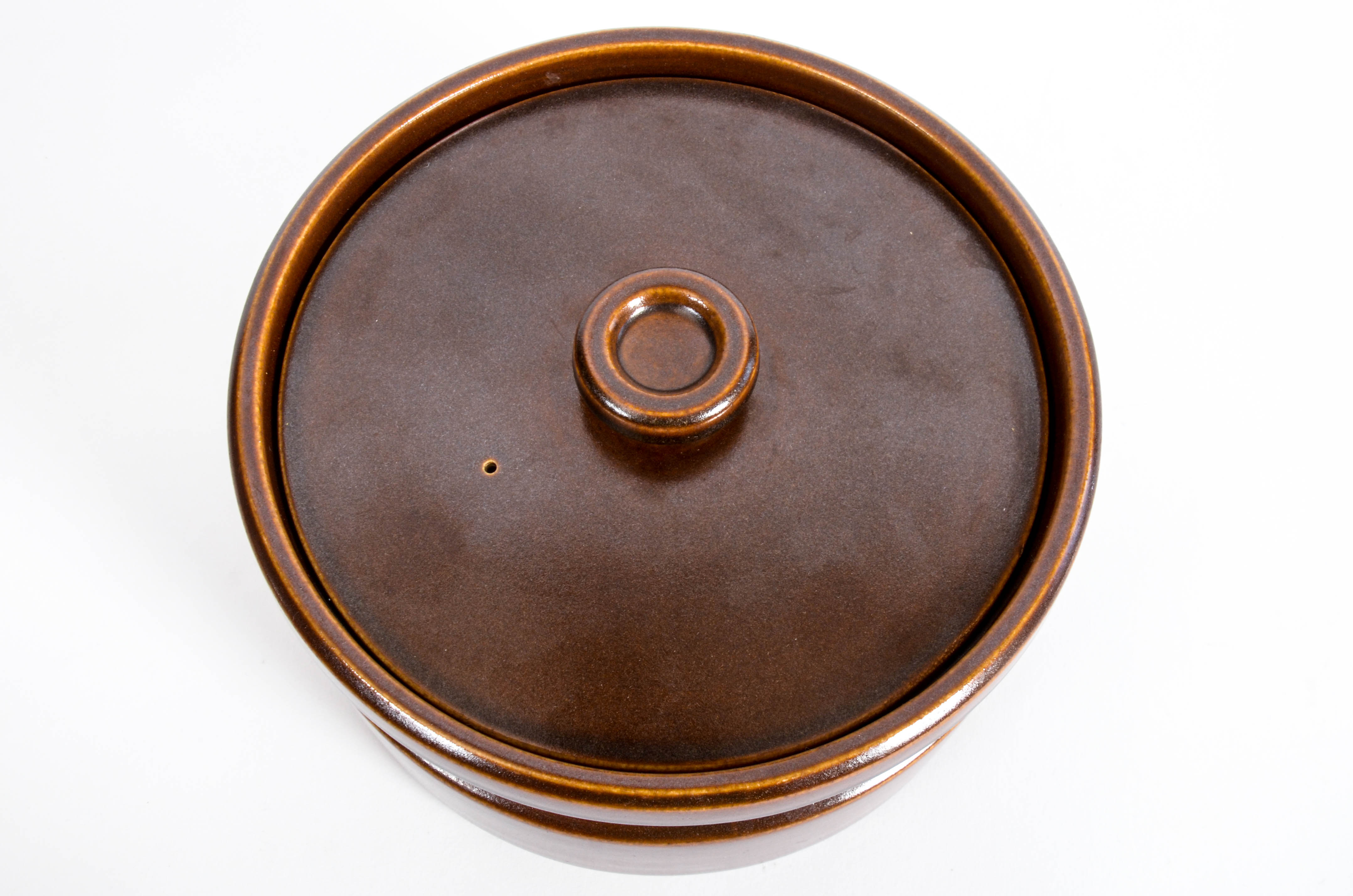 Earthenware Cookware Featuring Wedgwood