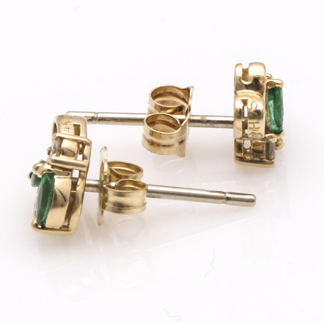 14K Yellow Gold Jewelry Set With Sapphires, Emeralds and Diamonds