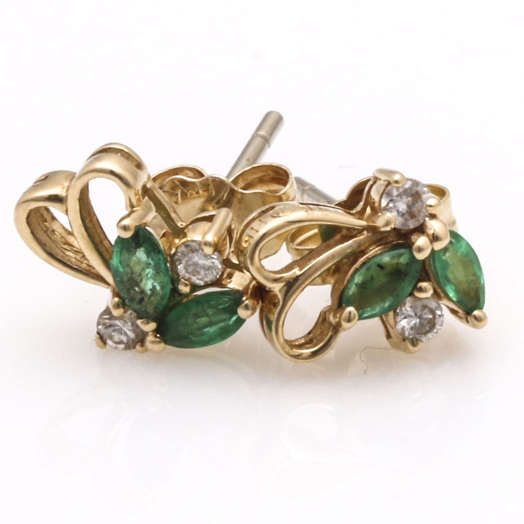 14K Yellow Gold Jewelry Set With Sapphires, Emeralds and Diamonds