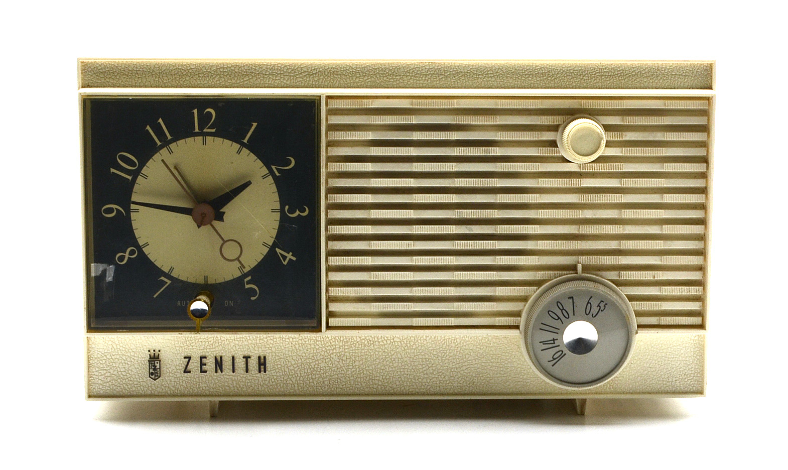 Vintage Crosley, Zenith and GE Tube Radios