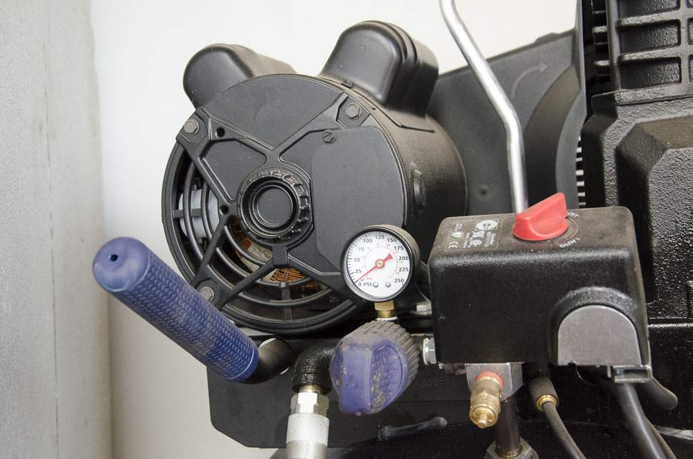 Kobalt 30 Gallon Cast Iron Air Compressor