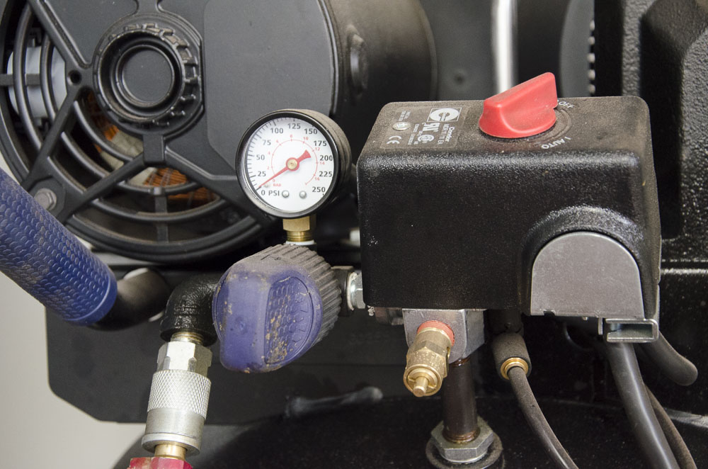 Kobalt 30 Gallon Cast Iron Air Compressor