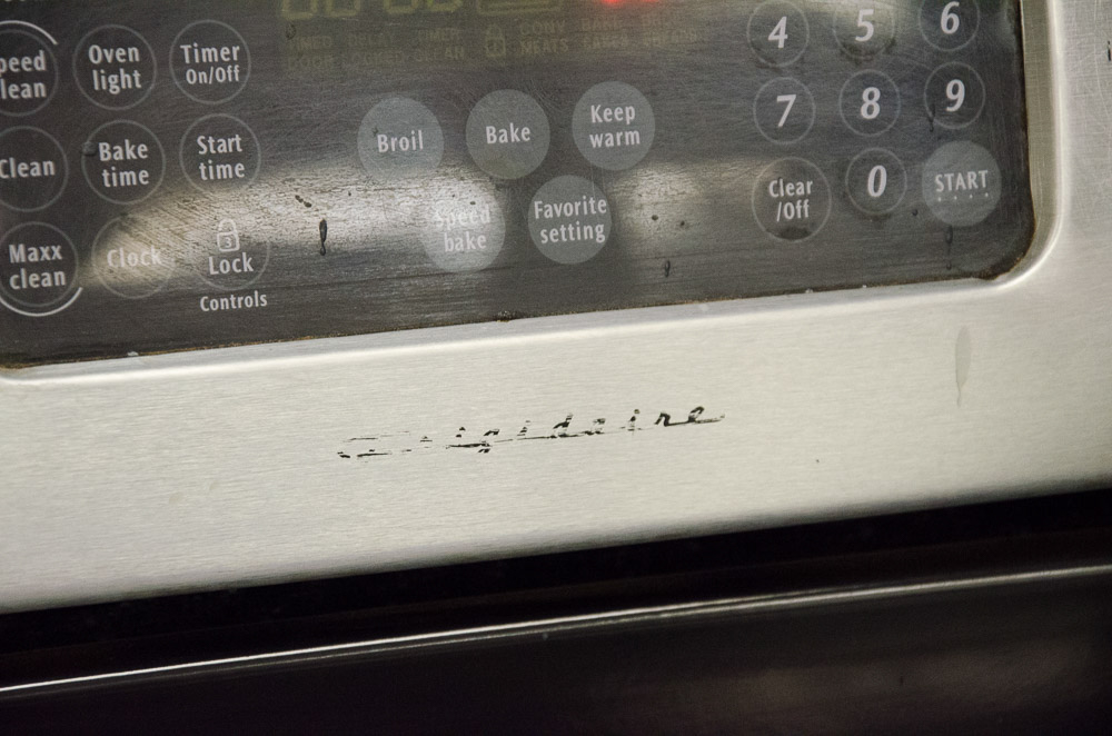 Frigidaire Speed Bake Convection Oven